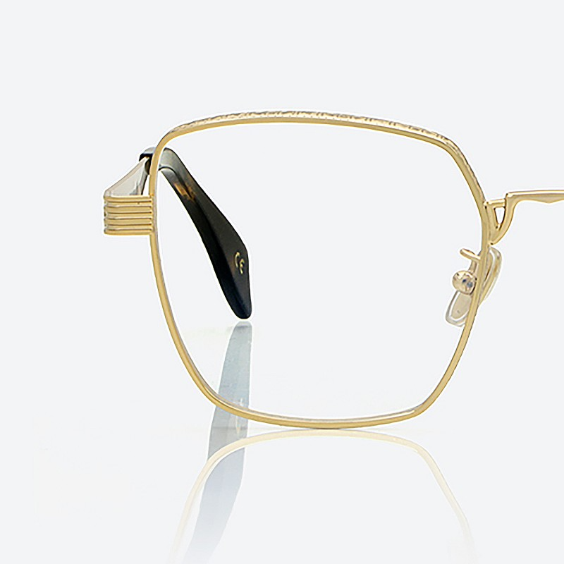 MK330 C1 GOLD