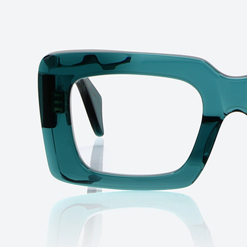 MK305 C38  CRYSTAL EMERALD
