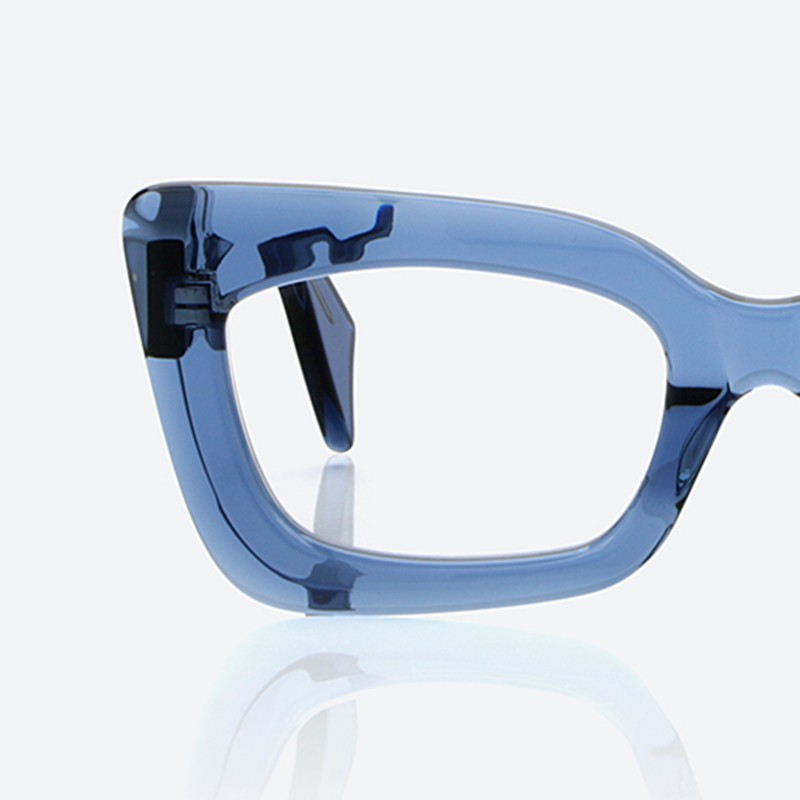 MK300 C45  CRYSTAL LIGHT BLUE