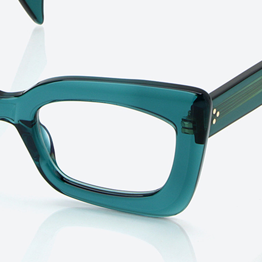 MK300 C38 CRYSTAL EMERALD